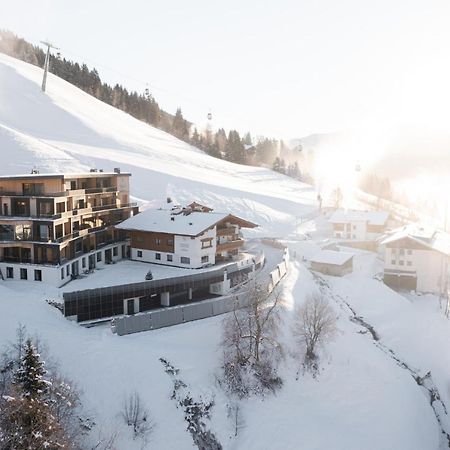 Landhaus Saalbach - Joker Card Included In Summer Bed & Breakfast Exterior photo