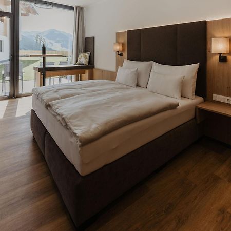 Landhaus Saalbach - Joker Card Included In Summer Bed & Breakfast Exterior photo