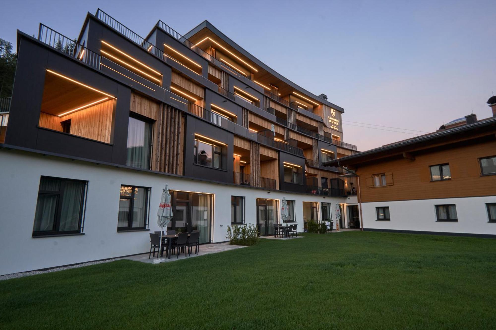 Landhaus Saalbach - Joker Card Included In Summer Bed & Breakfast Exterior photo