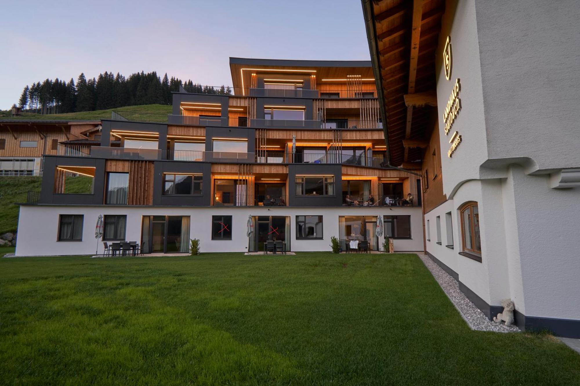 Landhaus Saalbach - Joker Card Included In Summer Bed & Breakfast Exterior photo