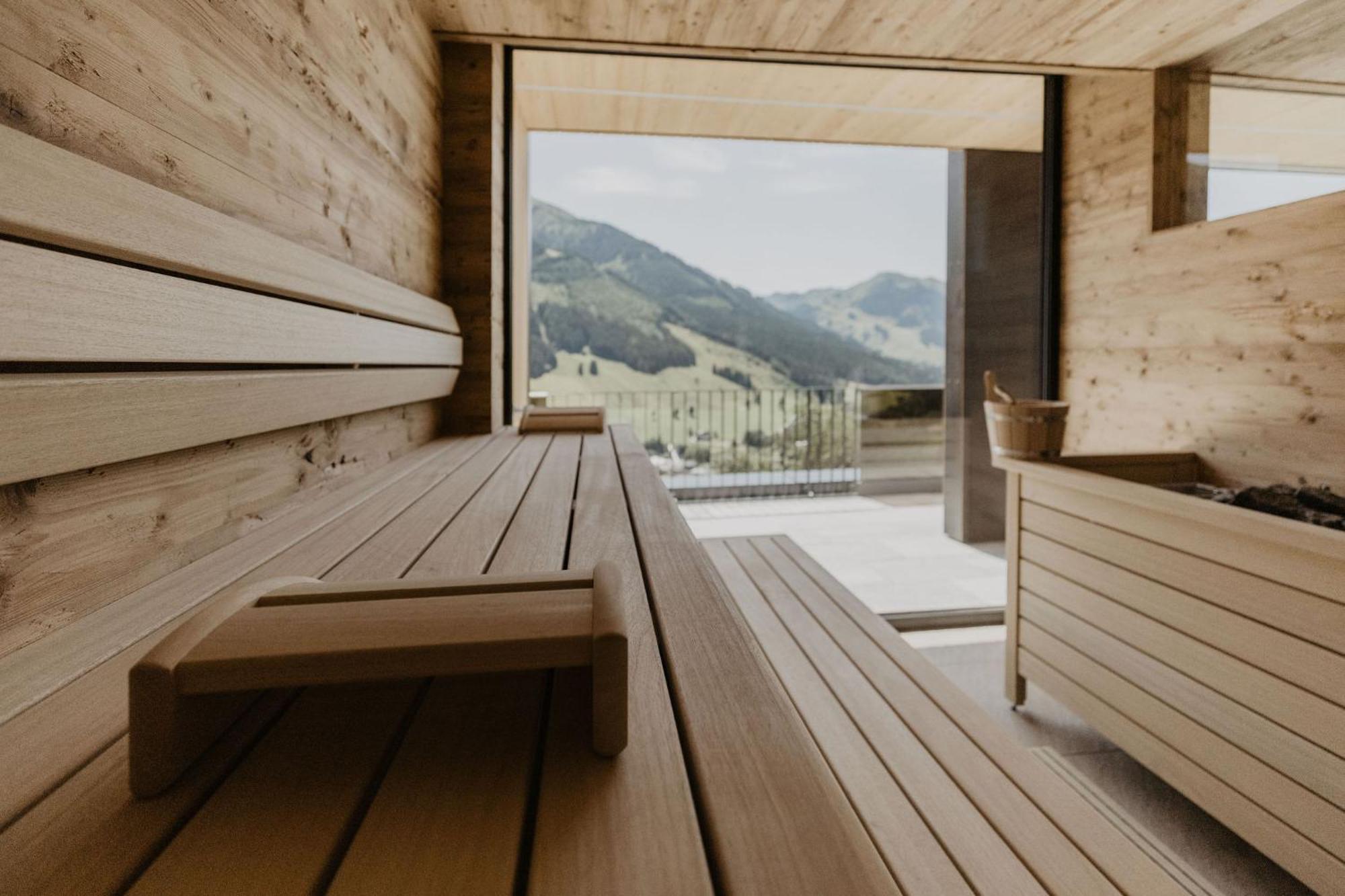 Landhaus Saalbach - Joker Card Included In Summer Bed & Breakfast Exterior photo